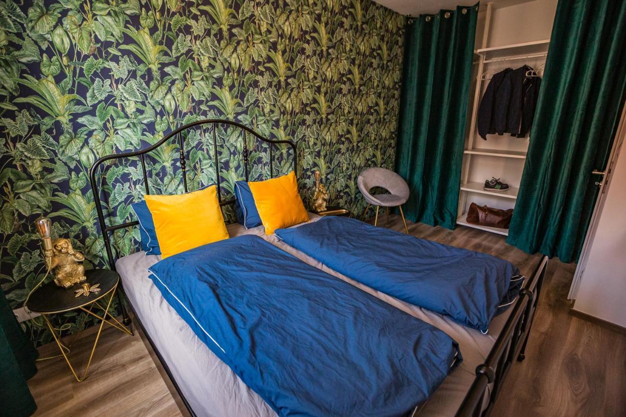 Stylish Oasis Central Apartment With Ac And Parking Boedapest Buitenkant foto